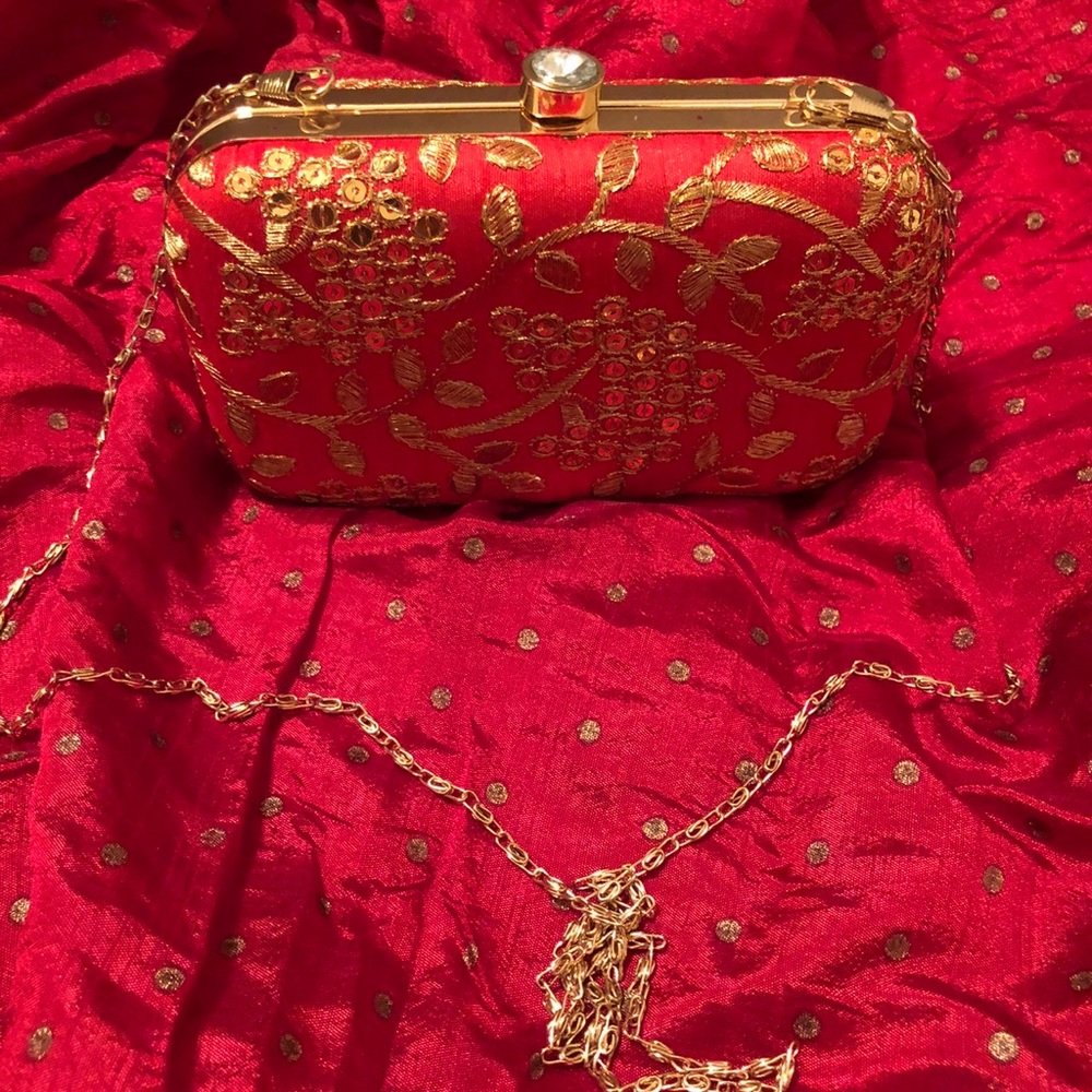 Indian clutch